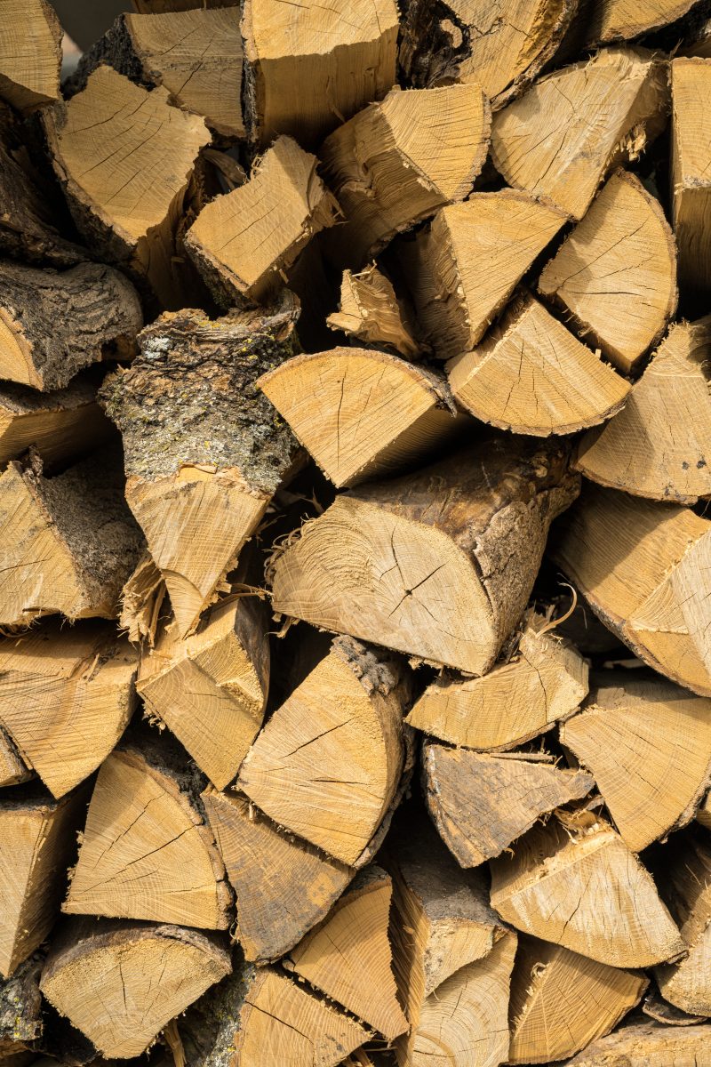 vertical-shot-of-oak-and-beech-firewood-1-800x1200